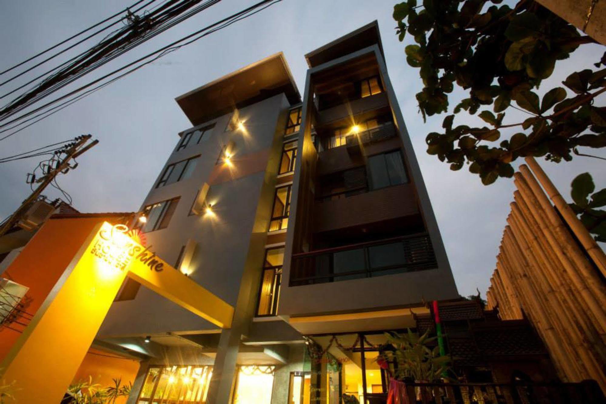 Oyo 233 Sunshine House Chiang Mai Exterior foto