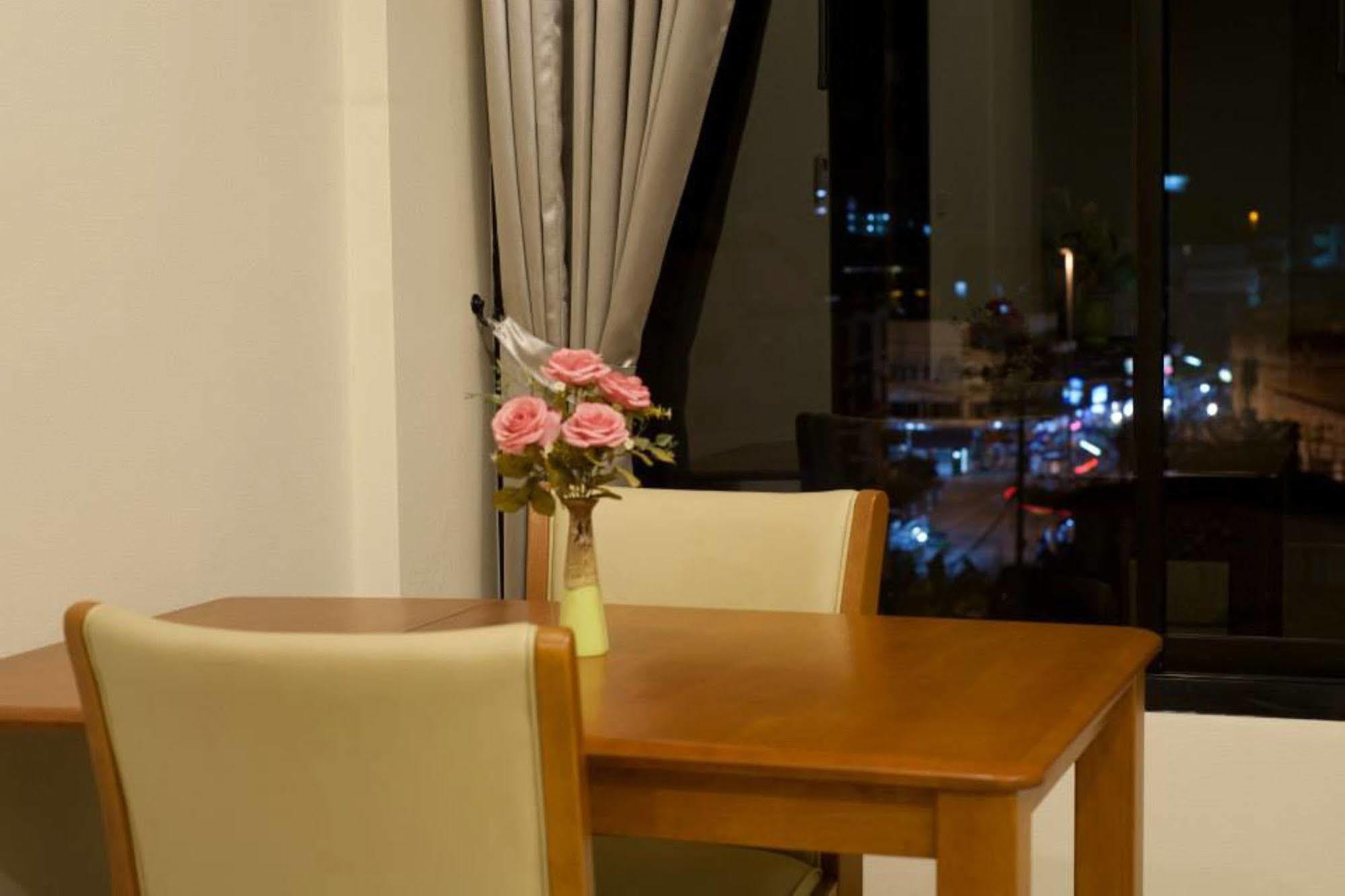 Oyo 233 Sunshine House Chiang Mai Exterior foto